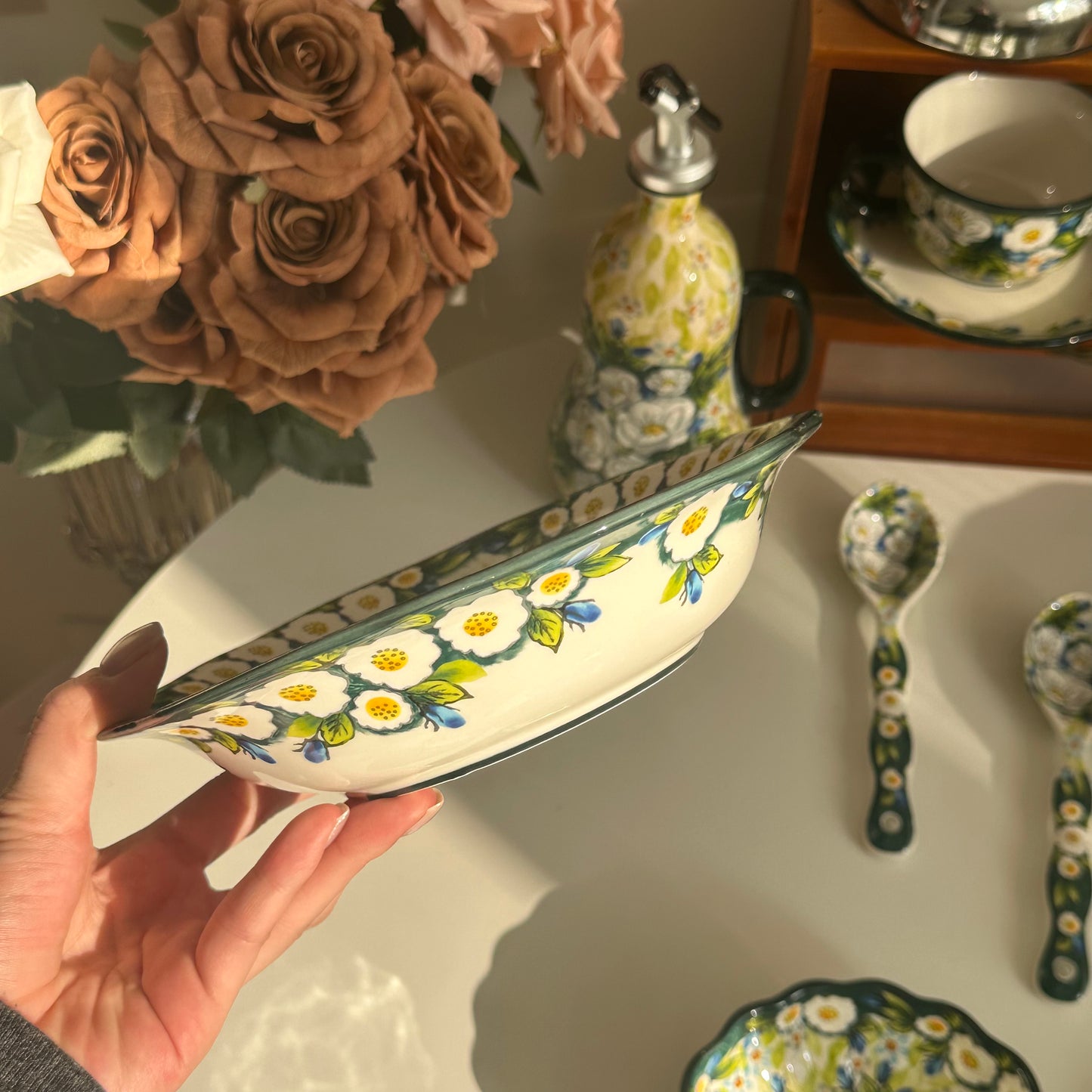 Floral ware